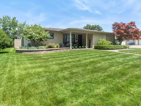 Exterior - 14337 Ivanhoe, Warren, MI 48088 photo 2 of 13