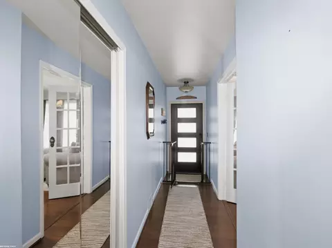 Entry Way - 14337 Ivanhoe, Warren, MI 48088 photo 3 of 4