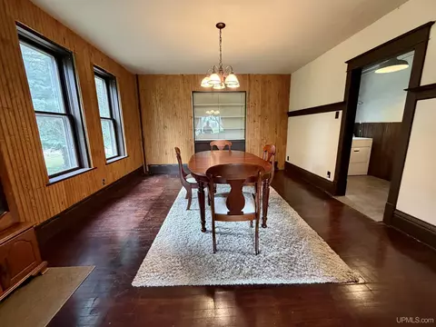 Dining - 21342 Royce, Hancock, MI 49930 photo 2 of 2