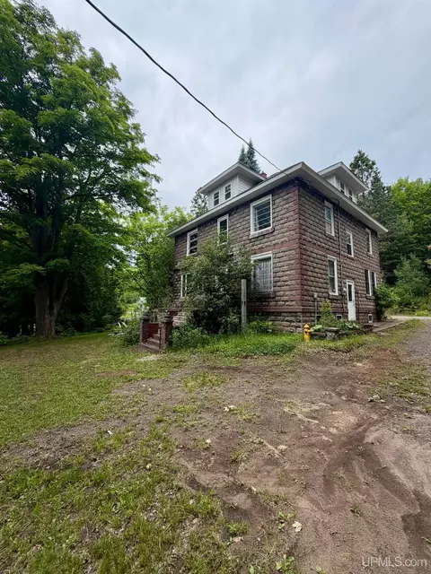 Other - 21342 Royce, Hancock, MI 49930 photo 2 of 42