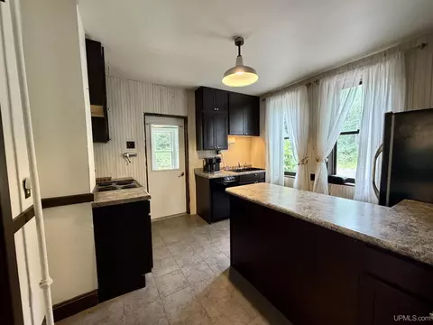 Kitchen - 21342 Royce, Hancock, MI 49930 photo 1 of 2