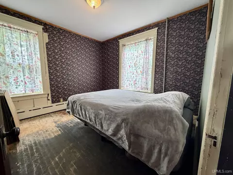 Bedroom - 21342 Royce, Hancock, MI 49930 photo 1 of 5
