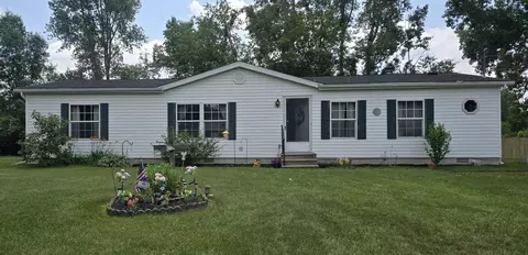 1946 E Coggins, Pinconning, MI 48650
