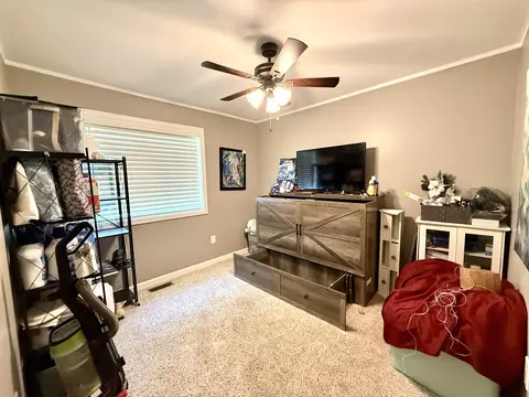 Bedroom - 1865 Bye Way, Gladwin, MI 48624 photo 9 of 9