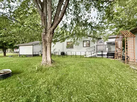 Exterior - 1865 Bye Way, Gladwin, MI 48624 photo 7 of 12
