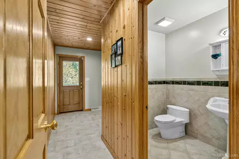 Entry Way - 9477 Goodell, Eagle Harbor, MI 49950 photo 11 of 11