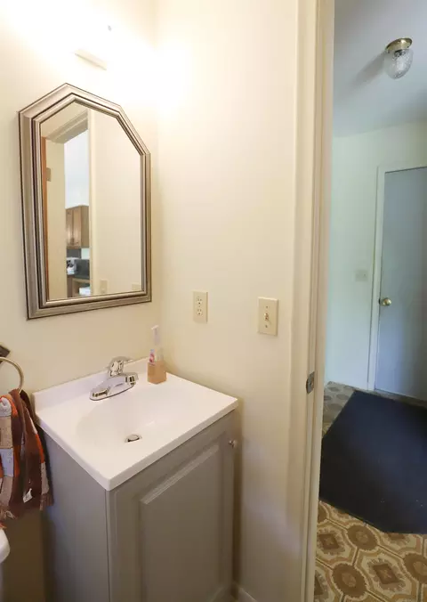 10011 W Coldwater, Flushing, MI 48433 photo 12