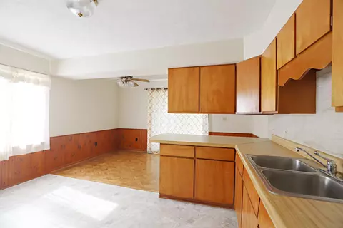 Kitchen - 701 Freeman, Flint, MI 48507 photo 1 of 4