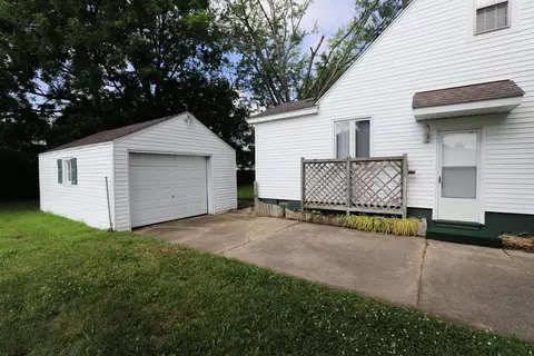 Exterior - 701 Freeman, Flint, MI 48507 photo 3 of 8