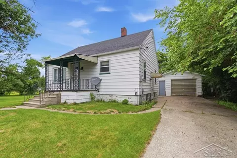 419 S Warren, Pinconning, MI 48650