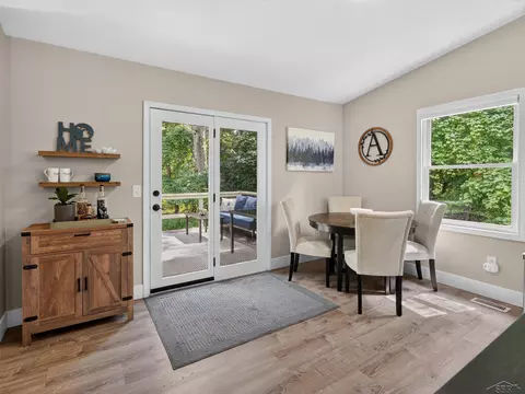 Dining - 4514 W Salisbury, Gladwin, MI 48624 photo 2 of 2