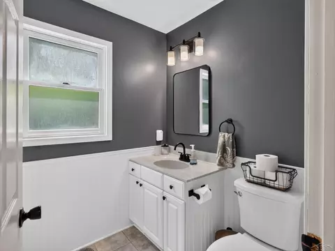 Bath - 4514 W Salisbury, Gladwin, MI 48624 photo 3 of 4