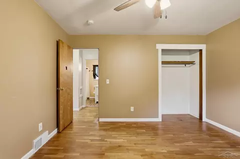 Bedroom - 335 Walnut, Mount Morris, MI 48458 photo 2 of 4