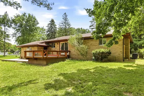 Exterior - 335 Walnut, Mount Morris, MI 48458 photo 7 of 12
