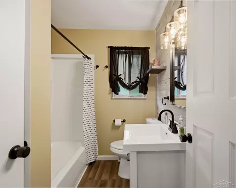 Bath - 335 Walnut, Mount Morris, MI 48458 photo 1 of 1
