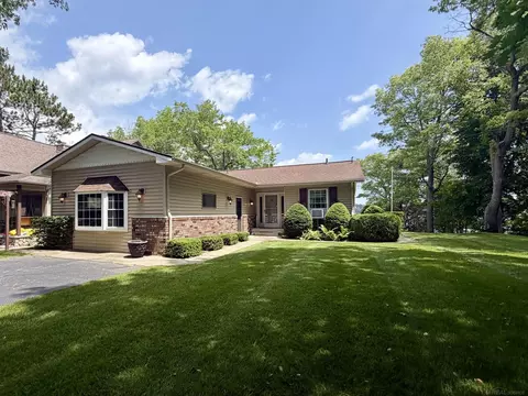 5972 Westshore, Oscoda, MI 48750
