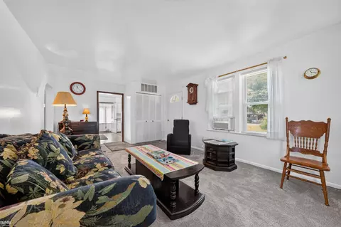 Living - 4460 Taft, Clay, MI 48001 photo 4 of 4
