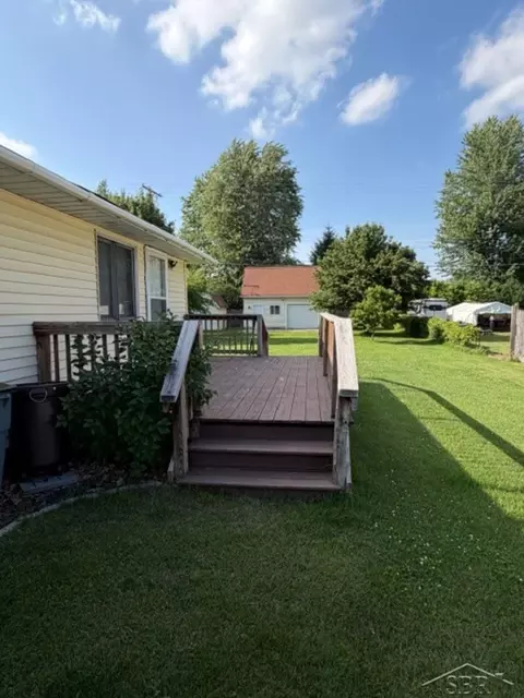 Exterior - 15696 Gratiot, Hemlock, MI 48626 photo 4 of 7