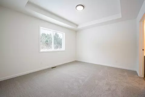 Bedroom - 1208 Pheasant Run, Gladwin, MI 48624 photo 4 of 10
