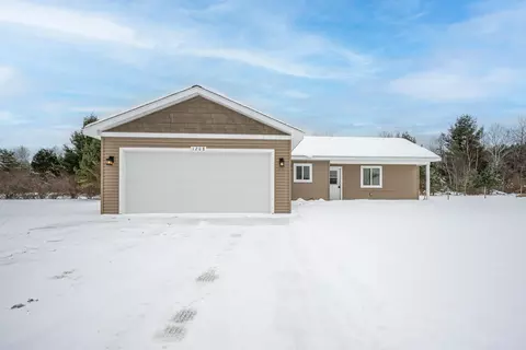 Exterior - 1208 Pheasant Run, Gladwin, MI 48624 photo 7 of 9