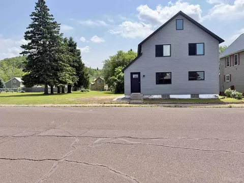 Exterior - 1504 Putnam, Wakefield, MI 49968 photo 3 of 5