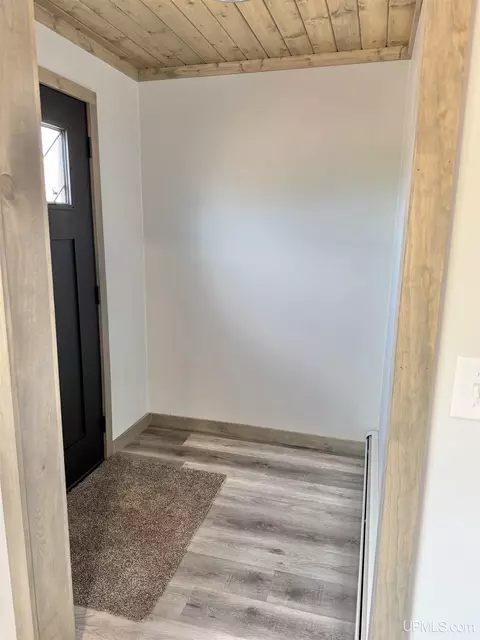 Other - 1504 Putnam, Wakefield, MI 49968 photo 1 of 9