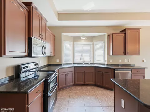 Kitchen - 15408 Prentice, Macomb, MI 48042 photo 2 of 8