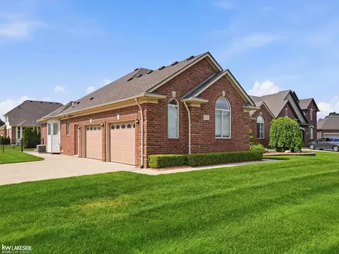 Exterior - 15408 Prentice, Macomb, MI 48042 photo 4 of 11