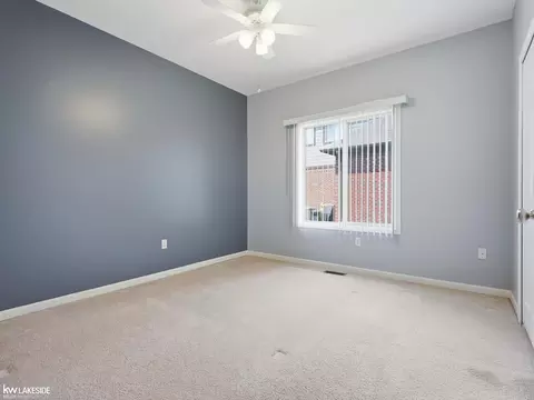 Bedroom - 15408 Prentice, Macomb, MI 48042 photo 5 of 10