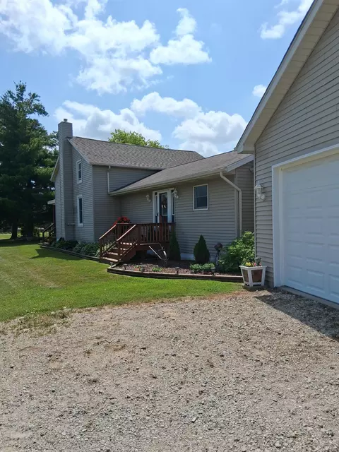 Exterior - 8734 Wildcat, Jeddo, MI 48032 photo 2 of 12