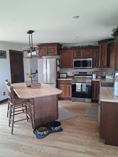 Kitchen - 8734 Wildcat, Jeddo, MI 48032 photo 3 of 3