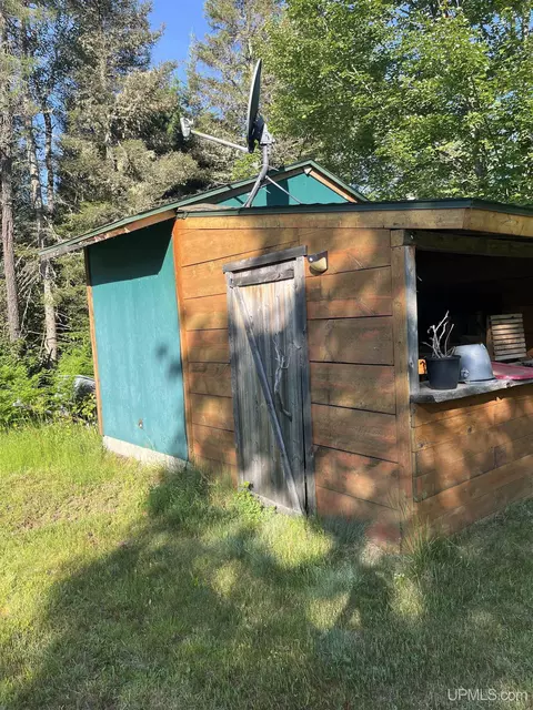 5925 Tasson, Ishpeming, MI 49849 photo 53