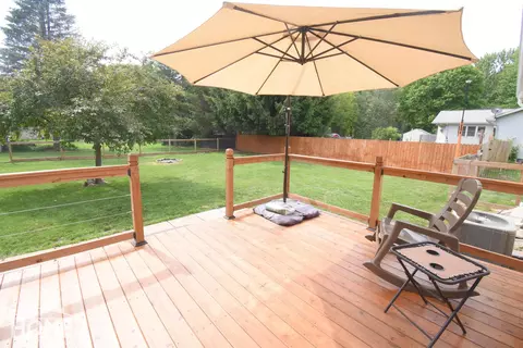 Exterior - 13092 Beardslee, Perry, MI 48872 photo 3 of 5