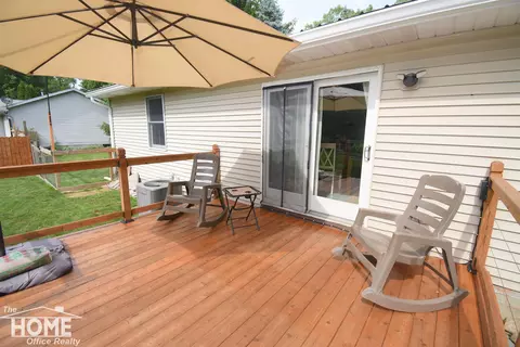 Exterior - 13092 Beardslee, Perry, MI 48872 photo 2 of 5