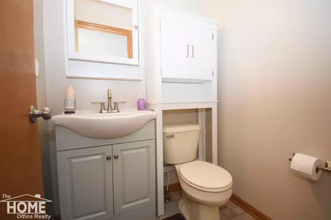 Bath - 13092 Beardslee, Perry, MI 48872 photo 1 of 2