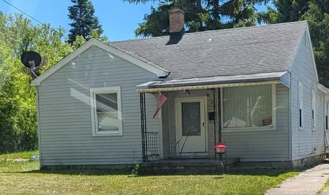 4122 Lamson, Saginaw, MI 48601