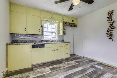Kitchen - 2649 Sherman, Applegate, MI 48401 photo 2 of 2