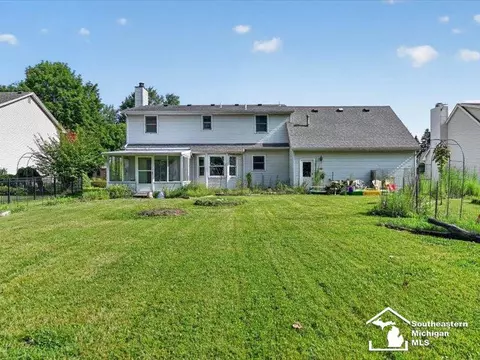 Exterior - 1257 Rutledge, Temperance, MI 48182 photo 4 of 6