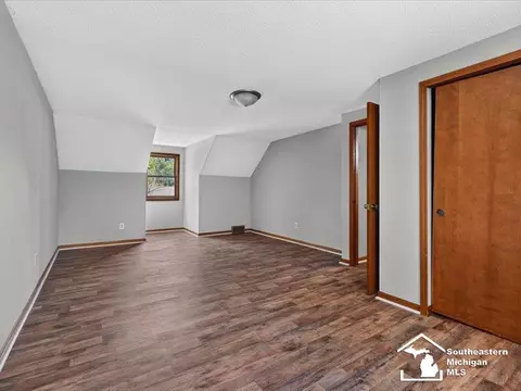 Bedroom - 1257 Rutledge, Temperance, MI 48182 photo 6 of 7