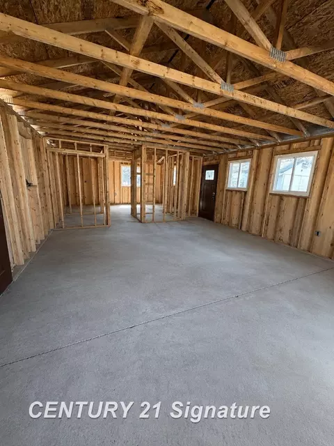 Entry Way - 2662 Jean, Harrison, MI 48625 photo 2 of 3