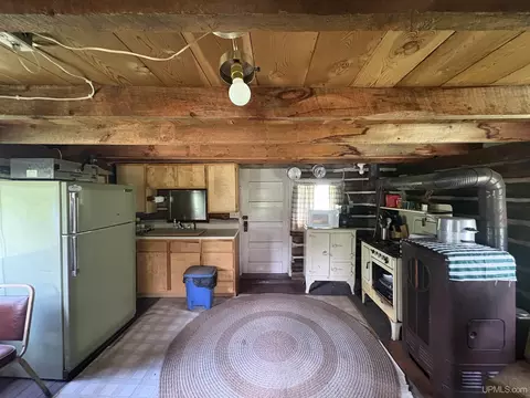 1607 Swanson, Ishpeming, MI 49849 photo 11