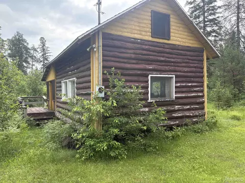 1607 Swanson, Ishpeming, MI 49849