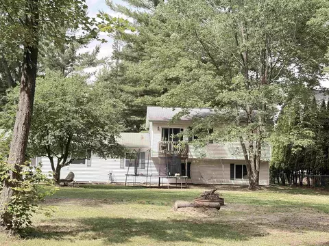 127 E Shadow Lk, Prudenville, MI 48651