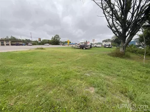 645 Us 41, Ishpeming, MI 49849 photo 8