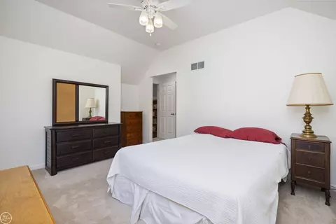 Bedroom - 53 Evaline, Troy, MI 48085 photo 10 of 10