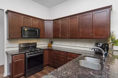 Kitchen - 53 Evaline, Troy, MI 48085 photo 3 of 8