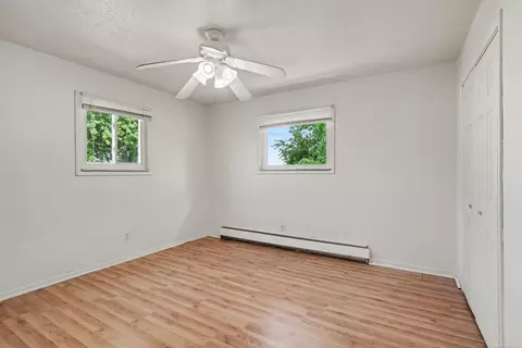 Bedroom - 1944 E Riv, Kawkawlin, MI 48631 photo 2 of 5