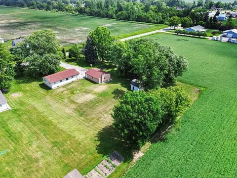 View/Area - 1944 E Riv, Kawkawlin, MI 48631 photo 1 of 6