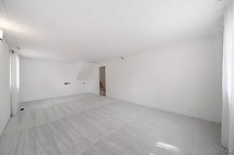Living - 2745 E Carleton, Adrian, MI 49221 photo 4 of 4