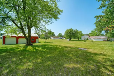 Exterior - 2745 E Carleton, Adrian, MI 49221 photo 12 of 15